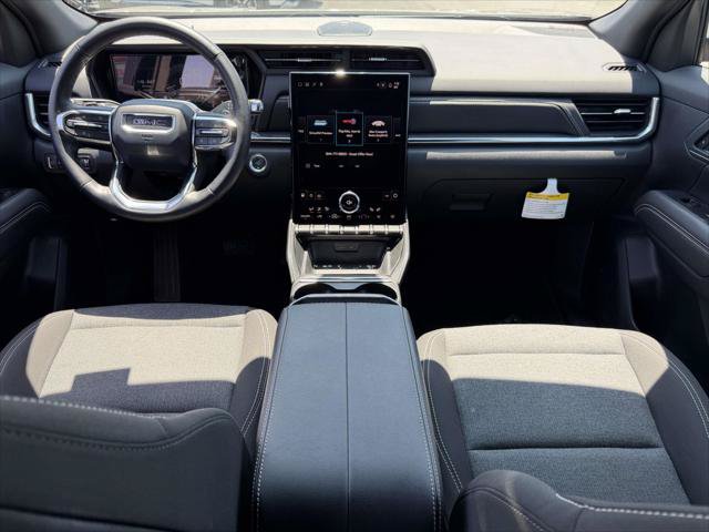 Used 2025 GMC Terrain Elevation AWD/4WD image 16