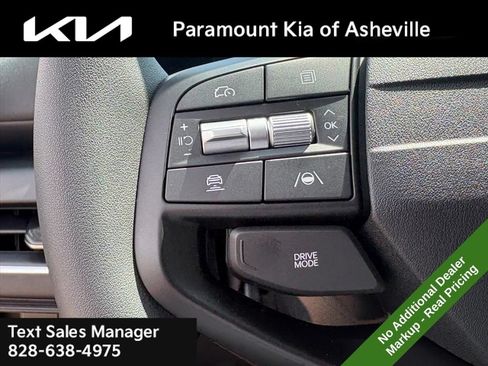 New 2026 Kia K4 FWD image 24