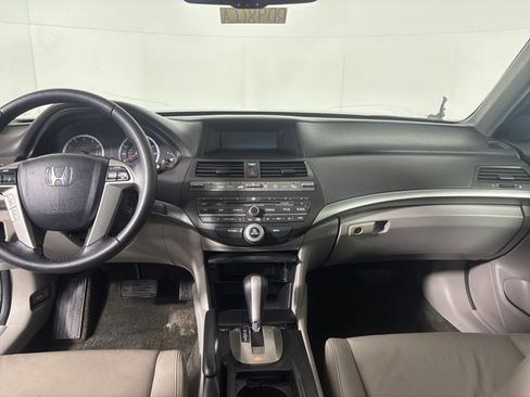 Used 2010 Honda Accord EX-L image 23
