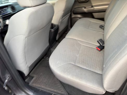 Used 2020 Toyota Tacoma SR w/ SR Convenience Package image 8