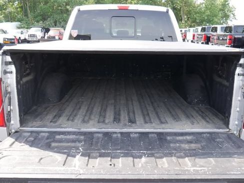 Used 2015 Ford F150 XLT w/ Equipment Group 302A Luxury AWD/4WD image 11