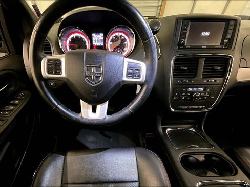 Used 2019 Dodge Grand Caravan GT image 5