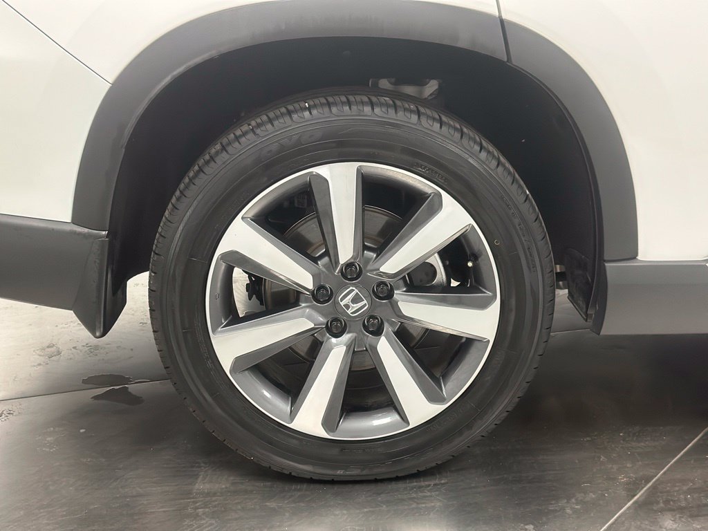 Used 2025 Honda Pilot Touring image 26