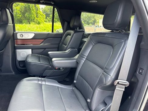 Certified 2024 Lincoln Navigator Reserve image 14