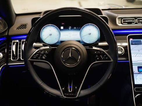 Used 2024 Mercedes-Benz Maybach S 680 4MATIC image 17