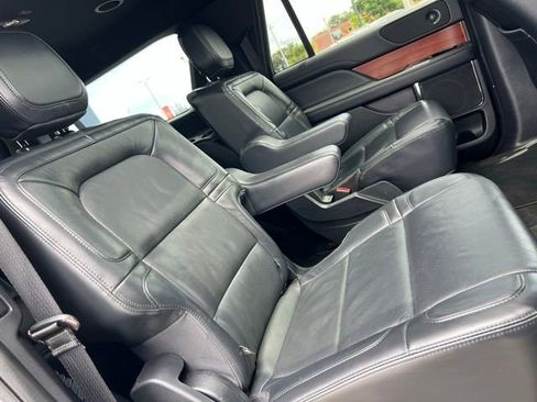 Used 2022 Lincoln Navigator L Reserve image 53