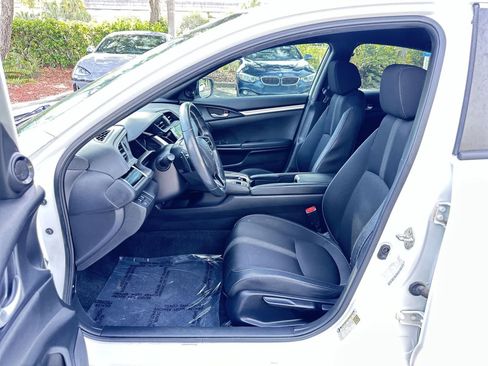 Used 2019 Honda Civic Sport image 2