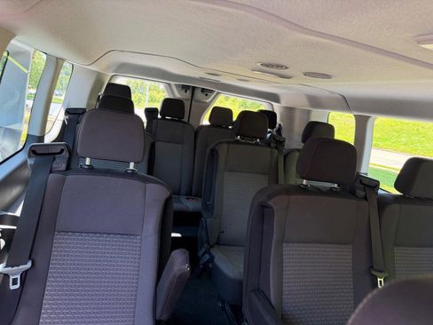 Used 2024 Ford Transit 350 XLT RWD image 11