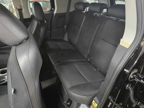 Used 2010 Toyota FJ Cruiser 4WD image 8