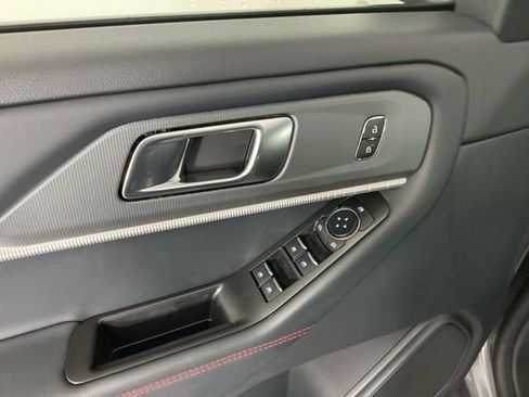 New 2026 Ford Explorer ST-Line AWD/4WD image 15