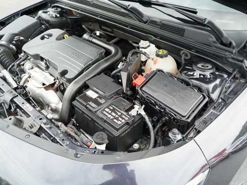 Used 2023 Chevrolet Malibu LT FWD image 36