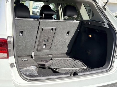 Used 2023 Volkswagen Taos SE image 11