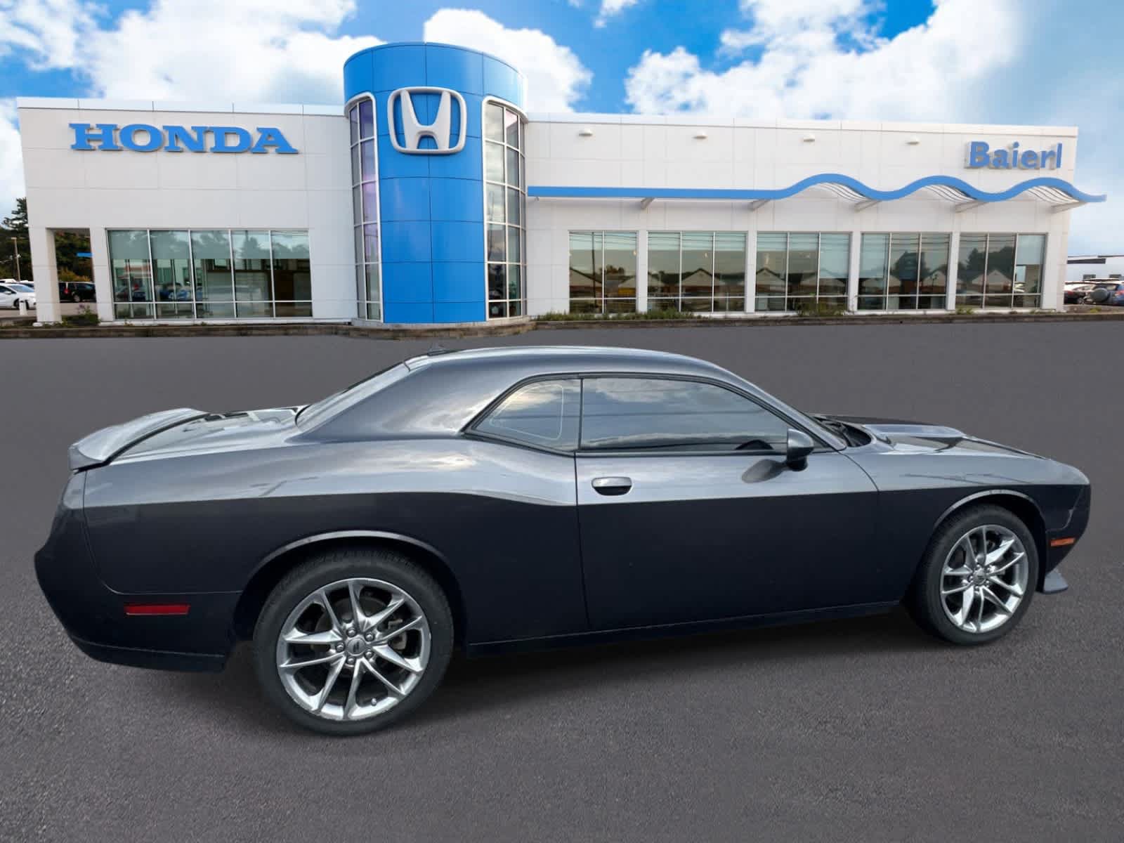 Used 2022 Dodge Challenger GT AWD/4WD image 6