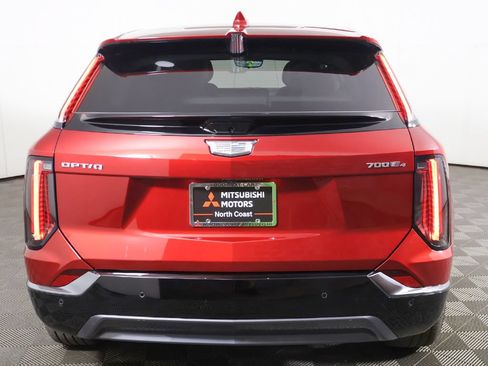 Used 2026 Cadillac Optiq Sport 1 w/ LPO, Floor Liner Package AWD/4WD image 15