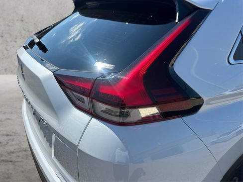Used 2024 Mitsubishi Eclipse Cross ES AWD/4WD image 24