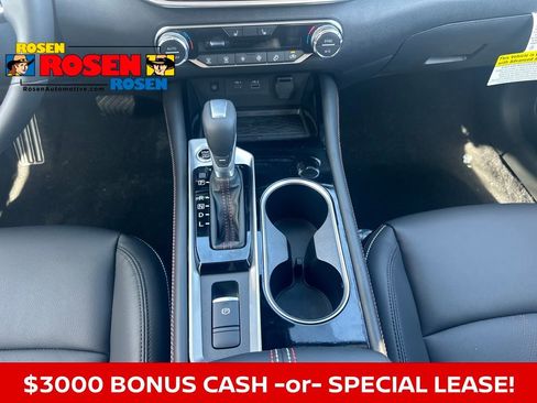 New 2025 Nissan Altima 2.5 SR w/ SR Premium Package image 25