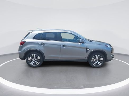 Used 2023 Mitsubishi Outlander Sport SE AWD/4WD image 9