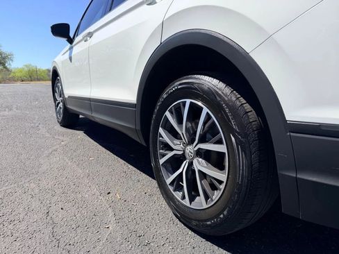 Used 2021 Volkswagen Tiguan S image 14