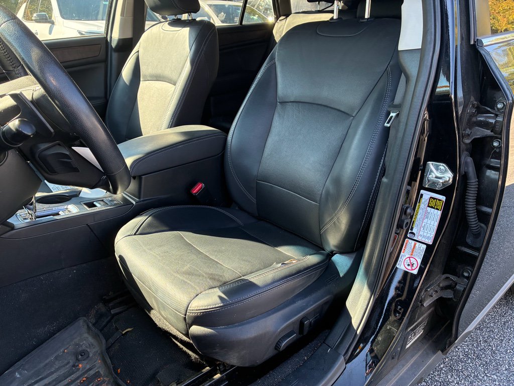 Used 2018 Subaru Outback 2.5i Limited AWD/4WD image 6
