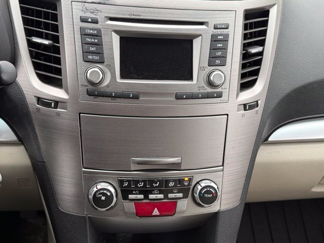 Used 2014 Subaru Outback 2.5i Premium AWD/4WD image 19