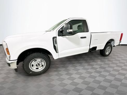 New 2026 Ford F250 XL w/ XL Chrome Package image 23