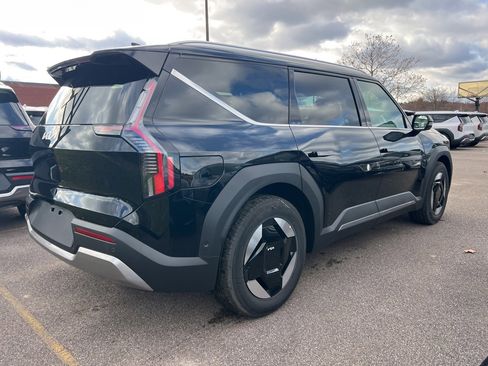 New 2026 Kia EV9 Wind image 4