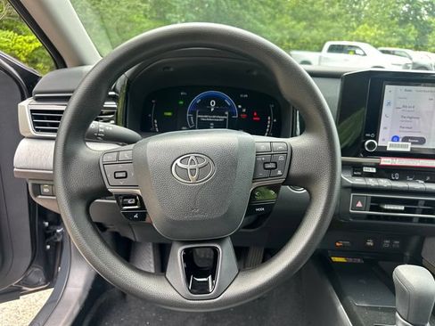 New 2026 Toyota Camry LE FWD image 28