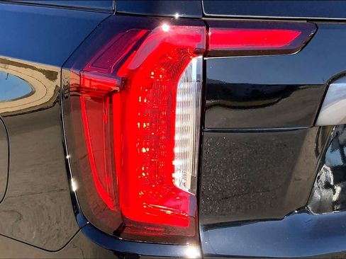 Certified 2023 GMC Yukon XL Denali Ultimate image 27