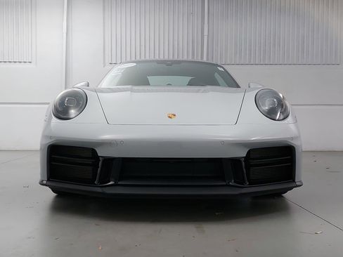 Used 2025 Porsche 911 Carrera T image 10