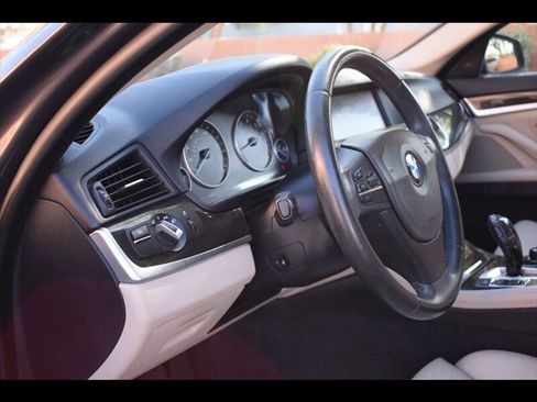 Used 2012 BMW 528i Sedan RWD image 15