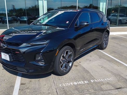 Used 2019 Chevrolet Blazer RS AWD/4WD image 3