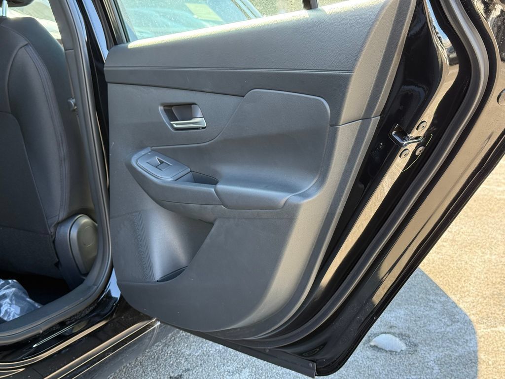 Used 2026 Nissan Sentra SV w/ SV Convenience Package FWD image 21