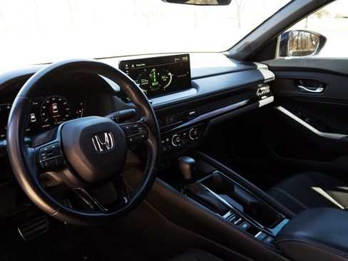 Used 2024 Honda Accord Sport image 16