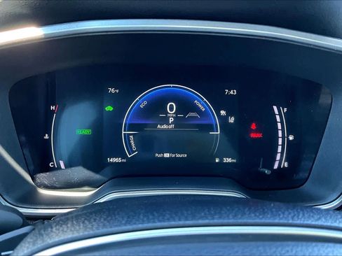 Used 2024 Toyota Corolla Cross XSE w/ Convenience Package image 26