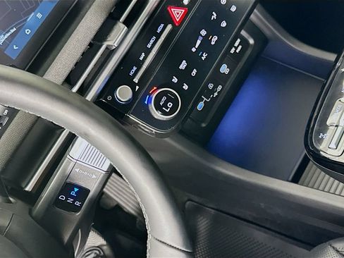 New 2026 Hyundai Tucson Limited AWD/4WD image 15