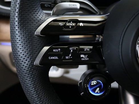 Used 2024 Mercedes-Benz GLE 53 AMG 4MATIC image 4