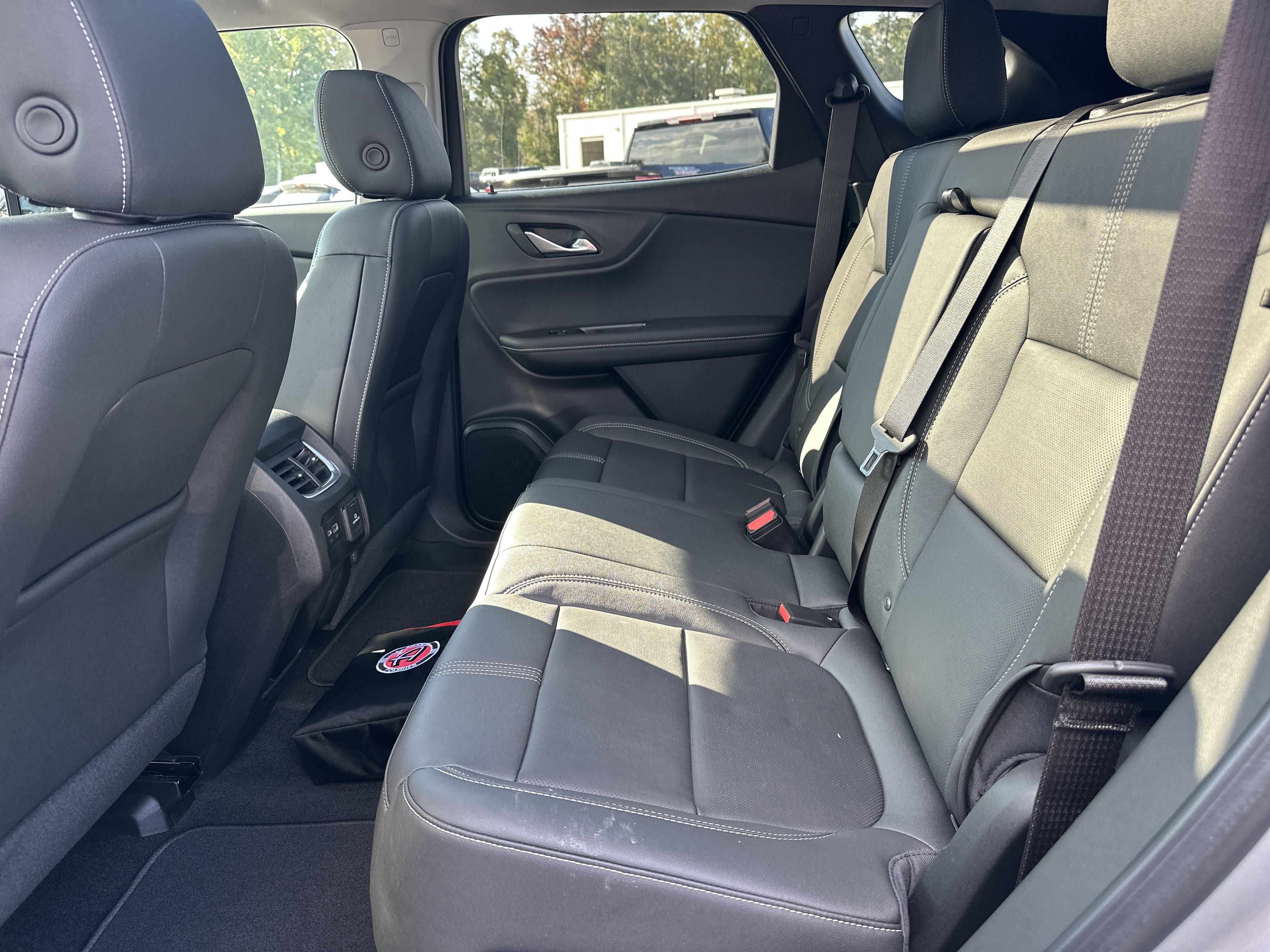 New 2026 Chevrolet Blazer LT w/ Sound & Technology Package FWD image 22
