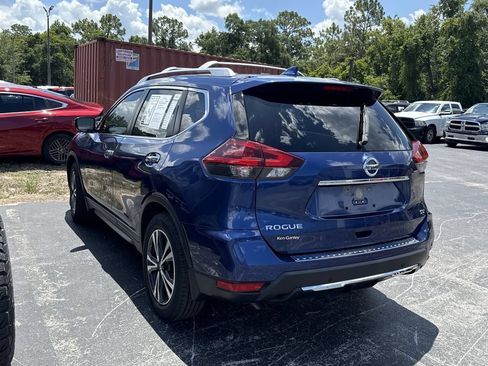 Certified 2020 Nissan Rogue SV w/ Premium Package FWD image 5