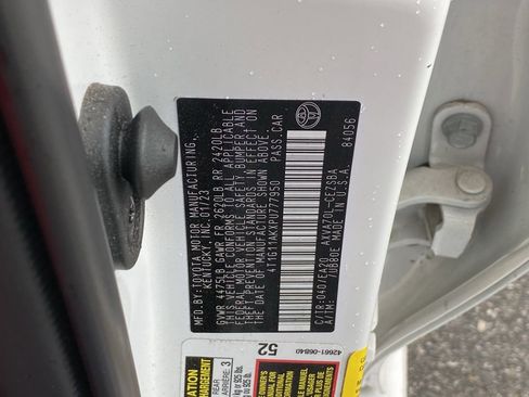 Used 2023 Toyota Camry SE FWD image 12