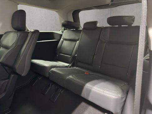 New 2026 Ford Expedition Active image 13