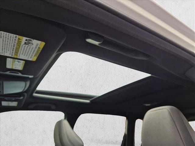Used 2026 Subaru Forester Premium AWD/4WD image 15