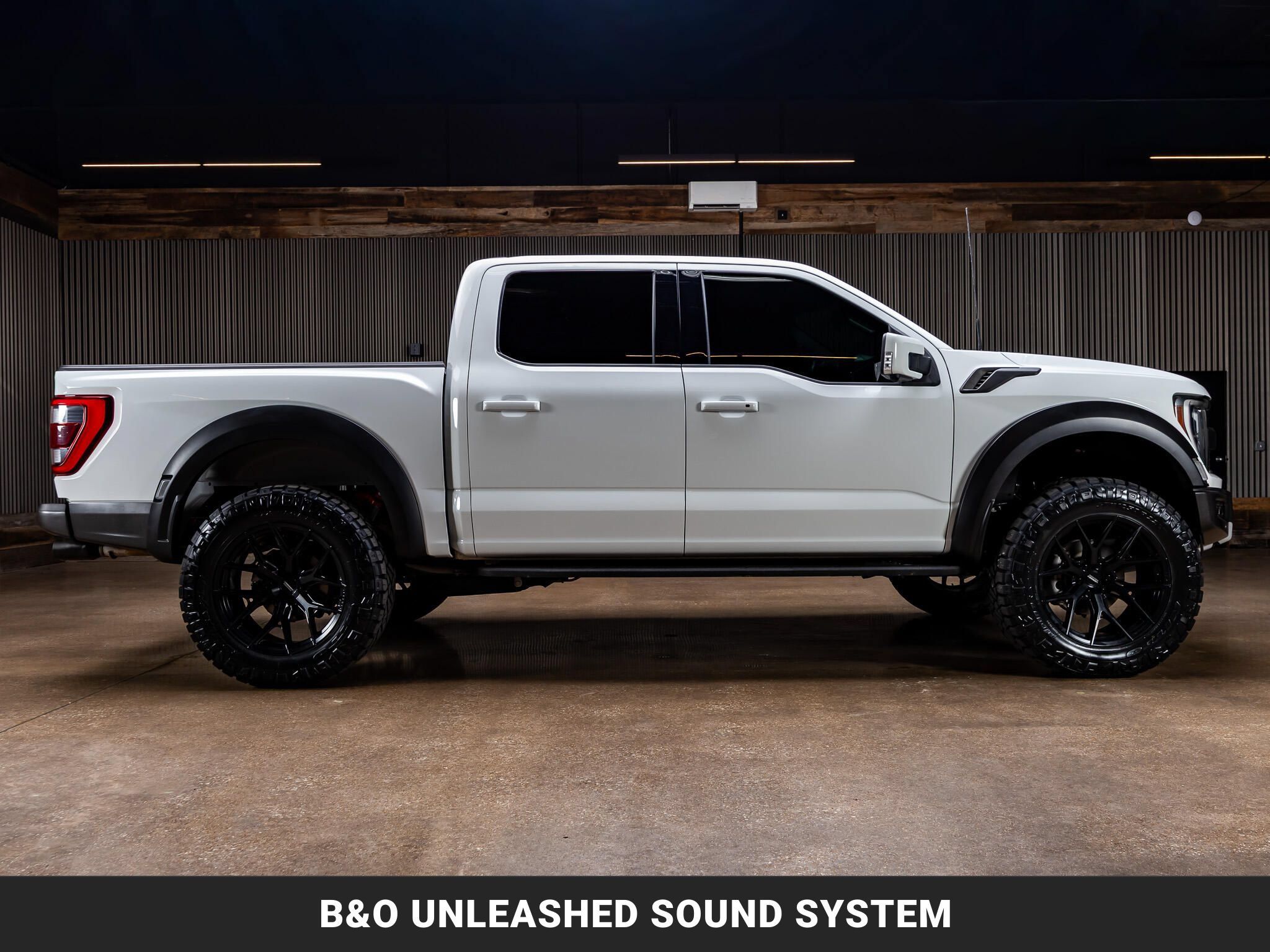 Used 2022 Ford F150 Raptor w/ Equipment Group 801A High AWD/4WD image 10