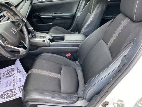 Used 2020 Honda Civic Sport image 12