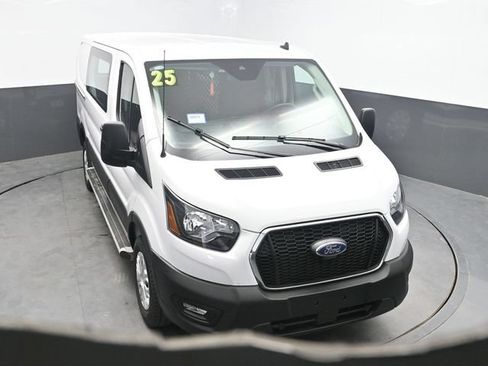 Used 2025 Ford Transit 250 Low Roof w/ Exterior Upgrade Package RWD image 32