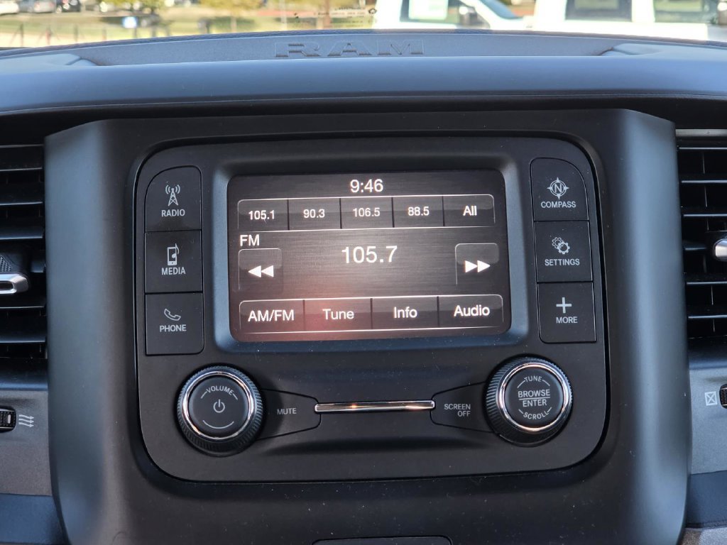 Used 2021 RAM 2500 Tradesman w/ Chrome Appearance Group AWD/4WD image 25