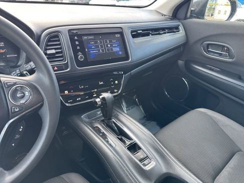 Used 2019 Honda HR-V EX image 18