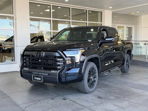 New 2026 Toyota Tundra SR5 RWD image 2