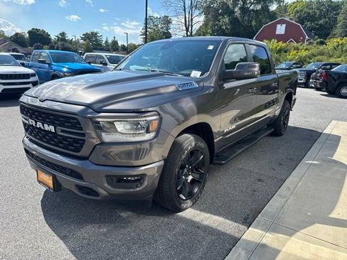 Used 2023 RAM 1500 Big Horn AWD/4WD image 3