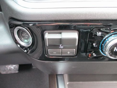 New 2026 GMC Sierra 1500 SLT w/ SLT Premium Plus Package image 19