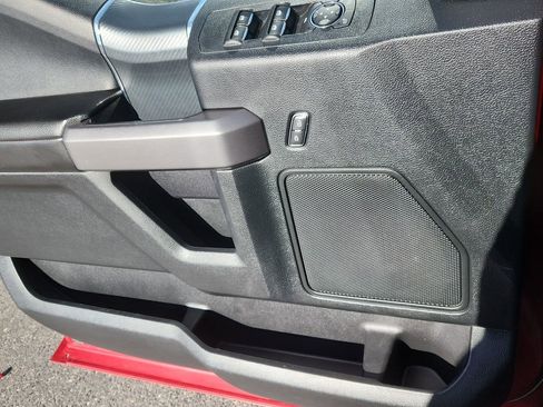 Used 2019 Ford F150 XLT w/ Equipment Group 302A Luxury image 9